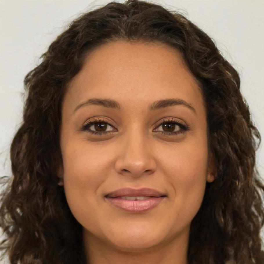 Elif Turan - Platform Mimarı